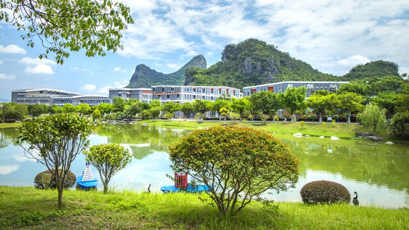SMT贴片加工在电子产品中的应用与挑战