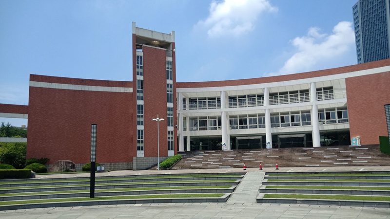 PCB打样定制：规格参数解析与选型要点